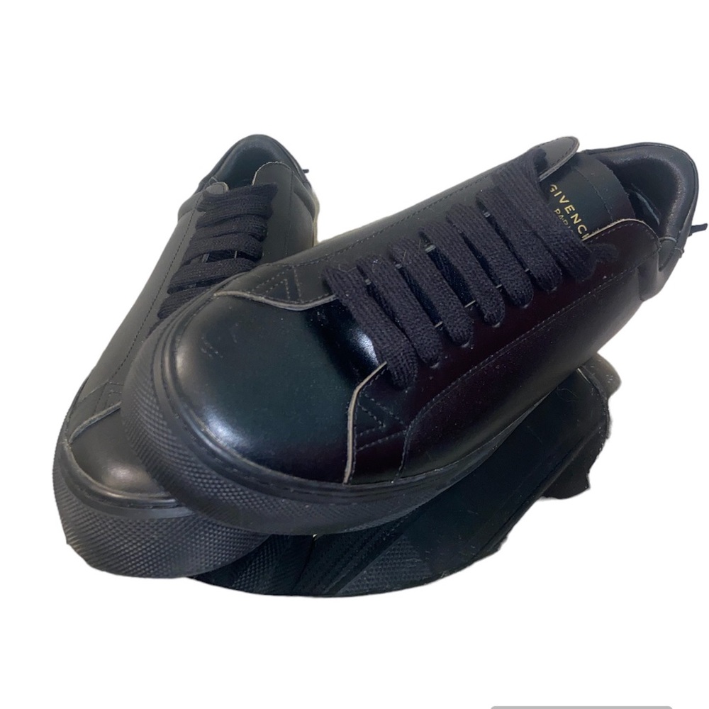 Givenchy Paris urban sneaker